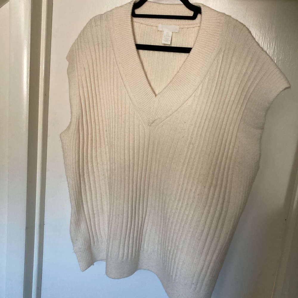 H&M Sweater Vest